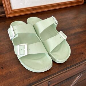 Women’s Size 11 Rubber Slides - NEW